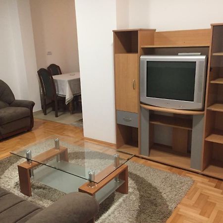 Stan Na Dan Centar Apartment Sabac Exterior photo